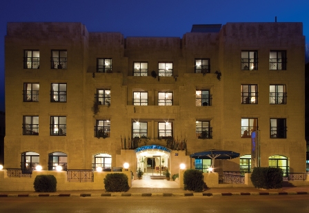 delmonsuites.com